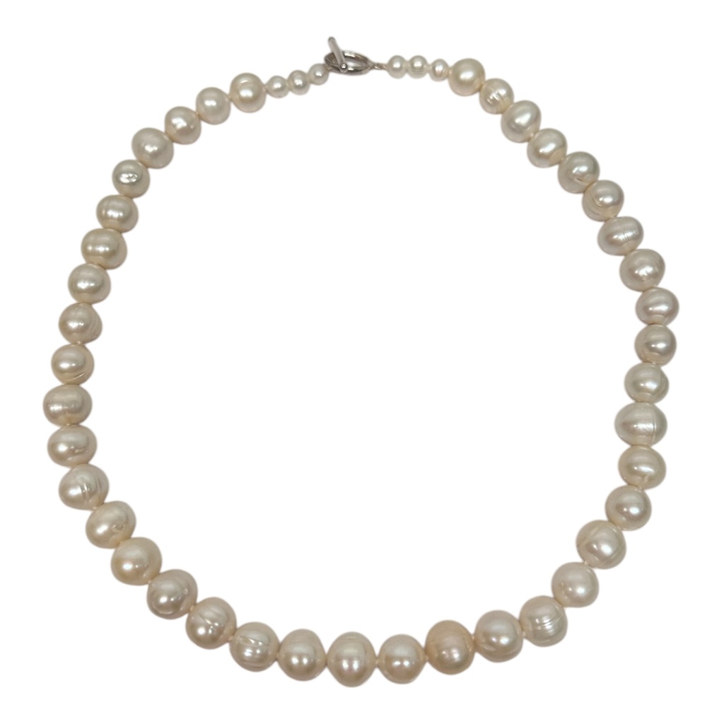 Pearls Necklaces
